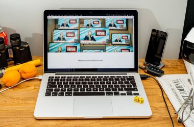 Apple bilgisayarlar Wwdc reklam sunucu odası ve sonu ile 