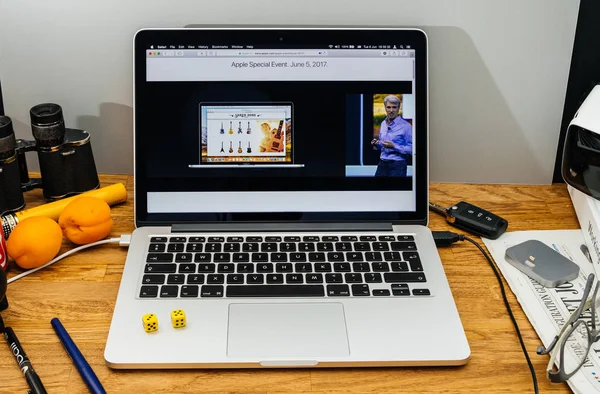 Apple Craig Federighi förhandsvisningar macos High Sierra på Wwdc 2017 sa — Stockfoto