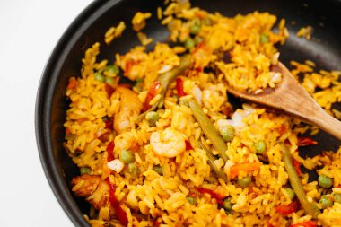 Taze eve yemeye hazır yukarıda görüntülemek paella pan - yapılan 