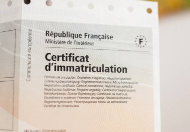 Araç kayıt sertifikası (sertifika d 'immatriculation k