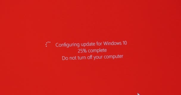 Bildschirm mit Konfigurationsupdate für Windows 10 — Stockvideo