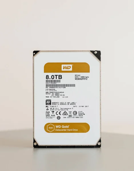 Nowy Western Digital Gold 8 tb dysk twardy Datacenter — Zdjęcie stockowe