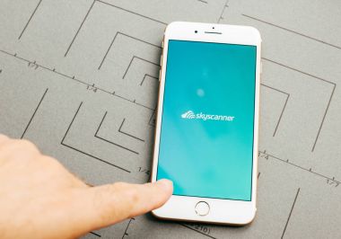 Skyscanner app iPhone 7 Plus uygulama yazılım
