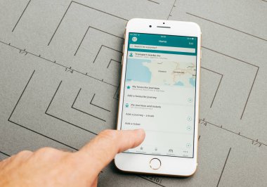 3117 app tren app iPhone 7 Plus uygulama yazılım