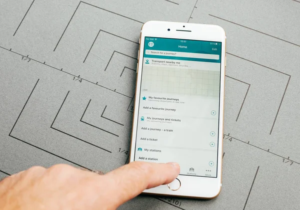 3117 app tren app iPhone 7 Plus uygulama yazılım