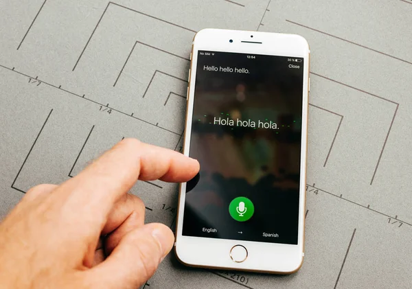 Microsoft Translator iPhone 7 Plus uygulama yazılım