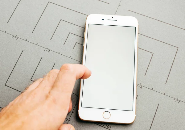 Fehér kijelző, iPhone 7 plusz a alkalmazás szoftver — Stock Fotó