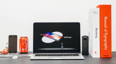 Apple Keynote iphone X 10 airpower tanıtımı ile