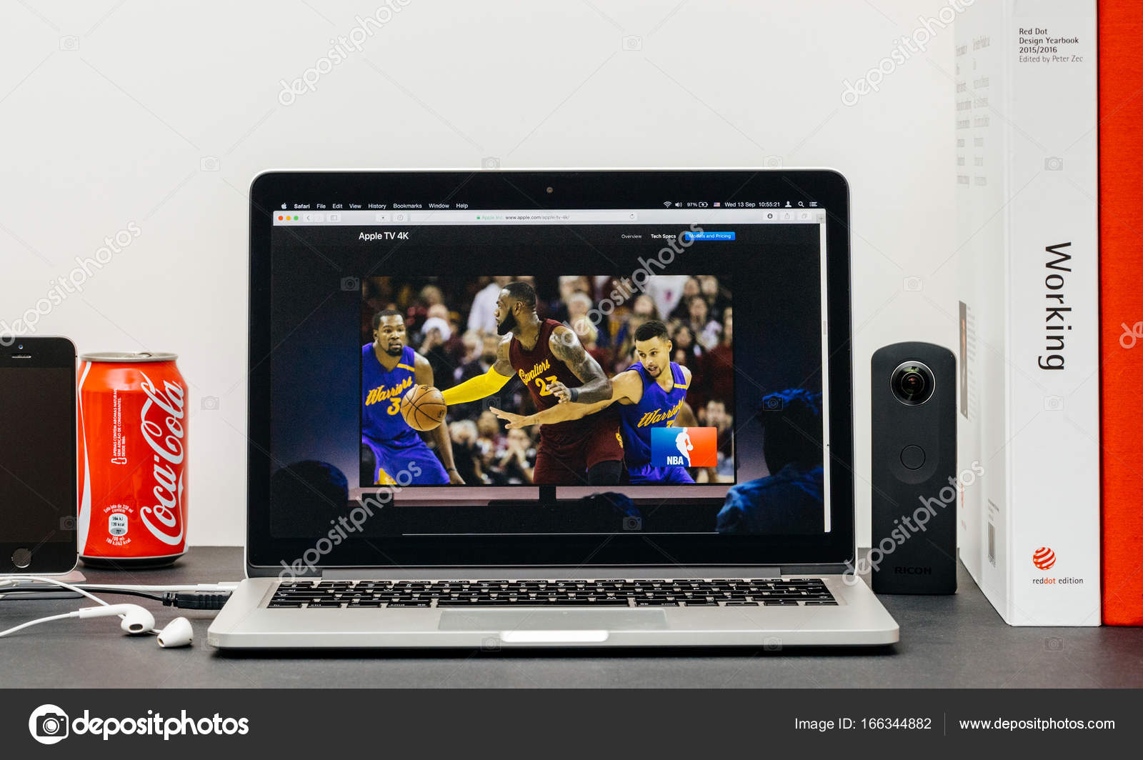 Latest TV 4k with live sport event, sport – Stock Editorial Photo © ifeelstock #166344882