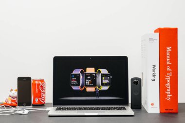 Apple Keynote Coo Jeff Williams ve seyretmek serisi 3 sağlık ile bir