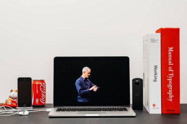 Jeff Williams Coo arama ile Apple Keynote seyretmek serisi 3