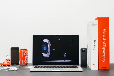 Apple Keynote Coo Jeff Williams ve seyretmek serisi 3