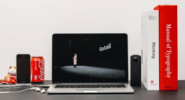 Apple Keynote Apple ile perakende bir reta için Şef Angela Ahrendts