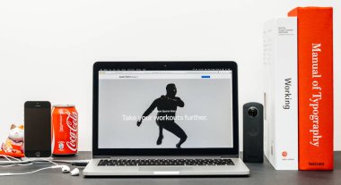 En son Apple Watch serisi 3 ile 