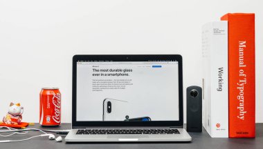 En son iphone X 10 en dayanıklı smartphone cam ile 