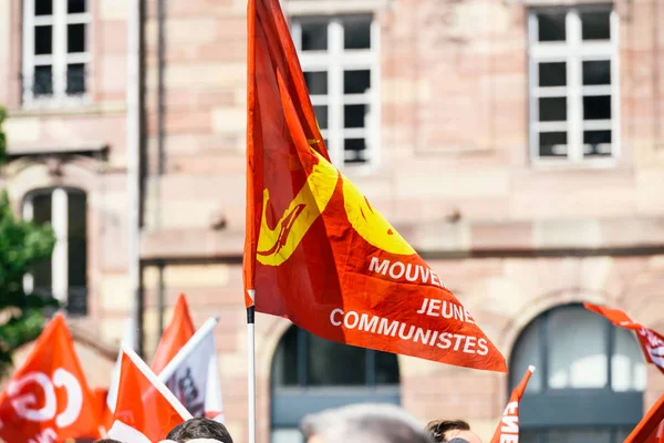 Politické března během francouzské celostátní den proti Macrow la — Stock fotografie