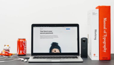 Son iphone ekranında X 10 sunu