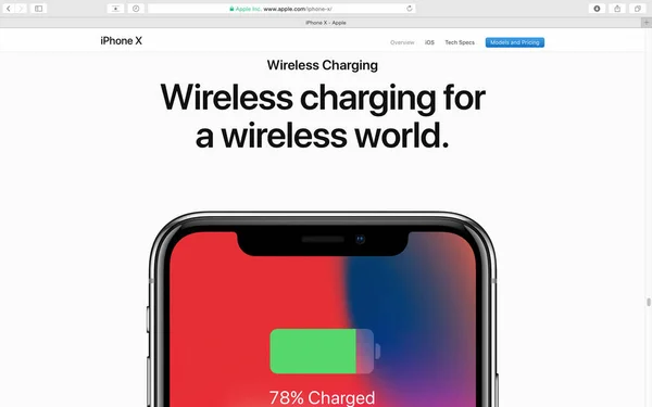 Stronie internetowej Apple prezentuje iphone X 10 — Zdjęcie stockowe