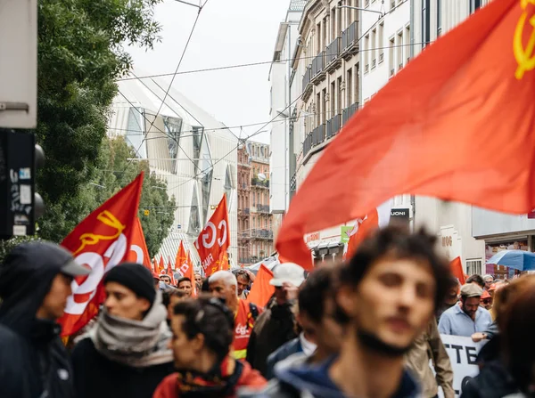 Protestocular protesto Fransızca ülke çapında gün 