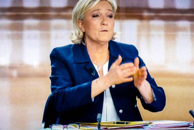 Emmanu ile tartışan Başkan Fransız deniz Le kalem aday