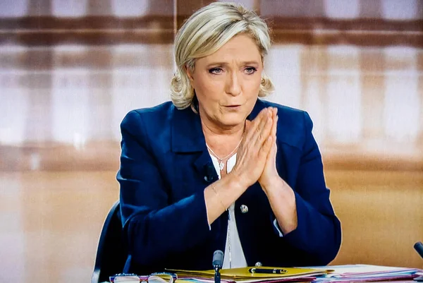 Emmanu ile tartışan Başkan Fransız deniz Le kalem aday