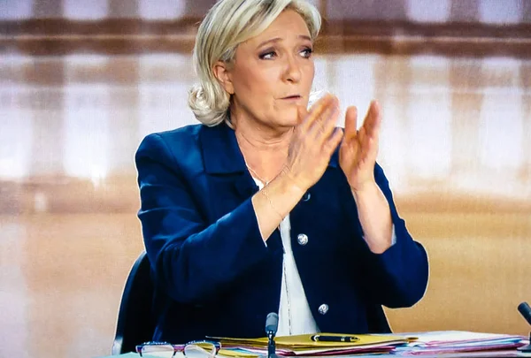 Emmanu ile tartışan Başkan Fransız deniz Le kalem aday