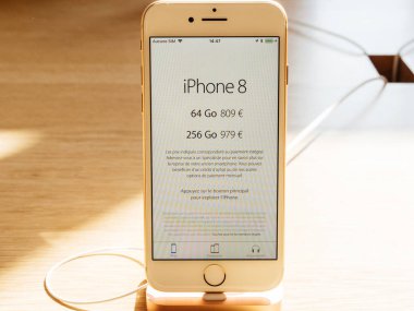Apple fiyat yeni iphone 8 ve iphone Apple Store 8 Plus