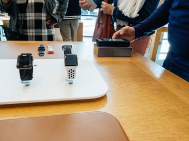 dikkat et satın almak yeni iphone 8 ve iphone Apple Store 8 Plus