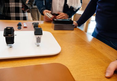 dikkat et satın almak yeni iphone 8 ve iphone Apple Store 8 Plus