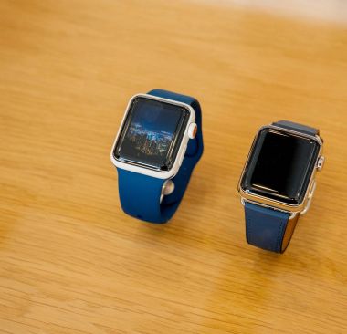 Yeni Apple Watch serisi 3 altın seramik izle 