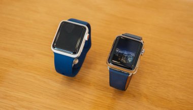 Yeni Apple Watch serisi 3 altın seramik izle 
