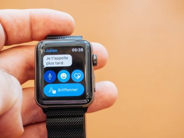 Yeni Apple Watch serisi 3 cellualr sms üzerinden izle 