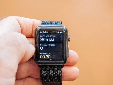 Yeni Apple Watch serisi 3 sağlık uygulaması, kilometre 