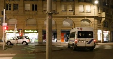 Polis Strasbourg Merkezi göz hapsinde