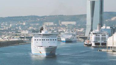  Feribot hareket Marsilya-Fos limanda 