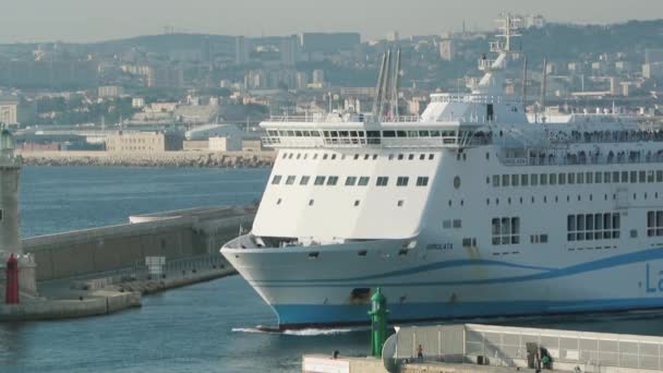 在马赛 Fos 港口的渡轮议案 — 图库视频影像
