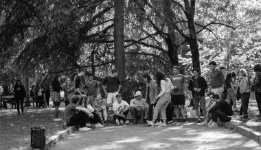 Gençler veya öğrencilere bir takım oluşturma olay 