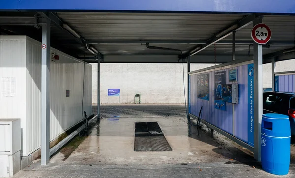 Elefante Bleu estación de lavado de coches vacía —  Fotos de Stock