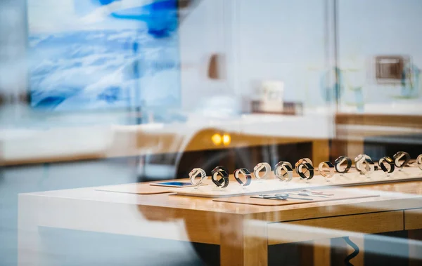 Apple Store with Apple watch inside reflection city — Stock Photo, Image