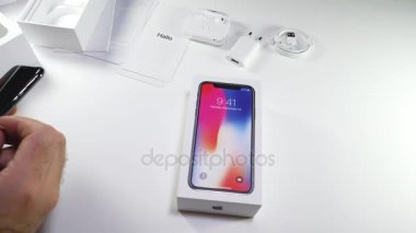 En son Apple iphone X 10 unboxing adam