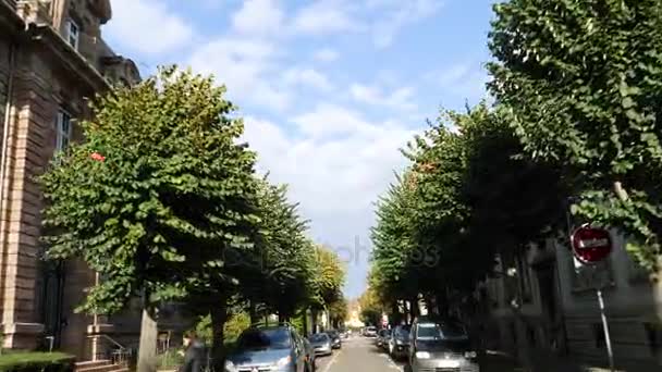 Calle tranquila en Estrasburgo — Vídeo de stock