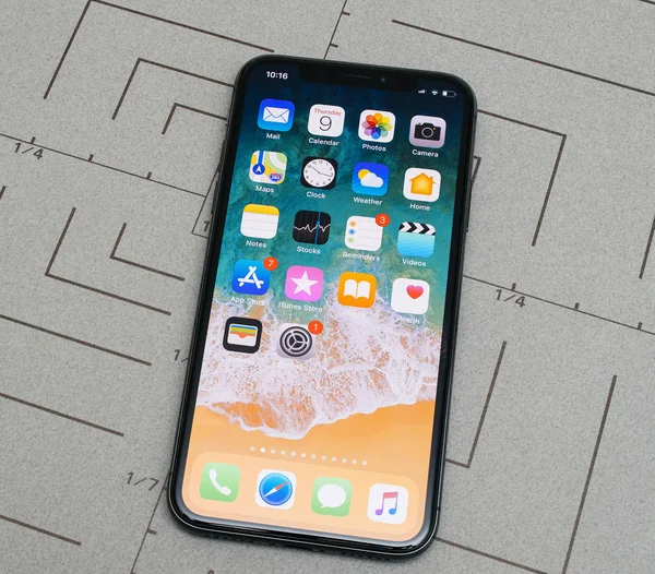 Einrichtung auf dem iPhone x 10 App-Anwendungssoftware entsperren — Stockfoto