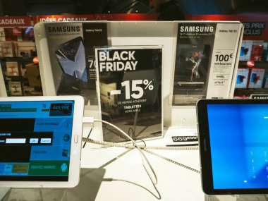Siyah Cuma satışı elektronik Fnac mağaza samsung Galaxy, ta