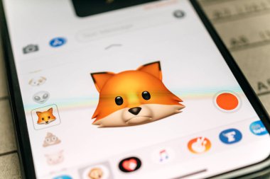 öküz hayvan yüz kimliği yüz recogniti tarafından üretilen 3d animoji emoji