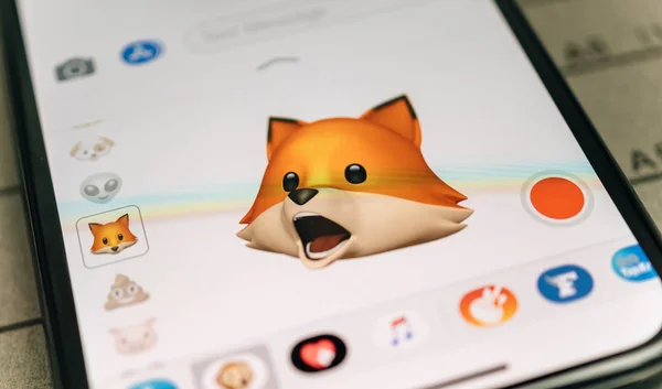 Fox animal 3d animoji emoji generated by Face ID — Stock Photo, Image