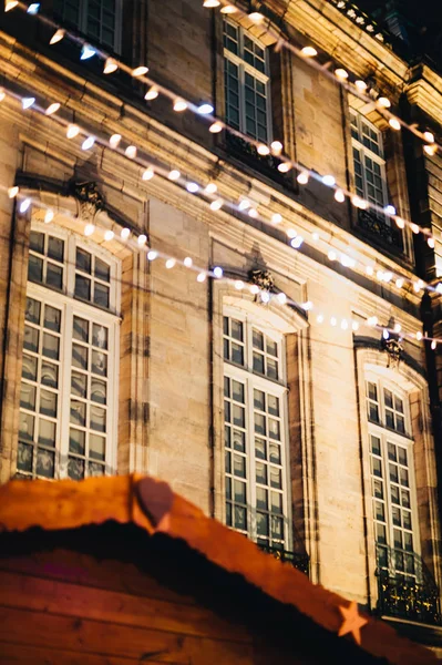 Edificio Strasbourg Mercado de Navidad —  Fotos de Stock