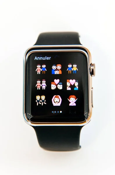 Paříž Francie Dubna 2015 Homosexuální Heterosexuální Rodiny Emoji Apple Watch — Stock fotografie