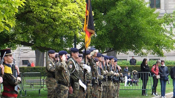 Ceremonin för att markera västra allierade världskriget två seger vapenstillestånd — Stockfoto