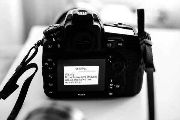 Nikon professional dslr kamera update firmware — Stockfoto
