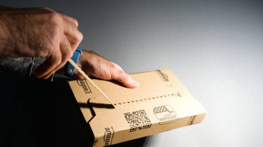 Amazon Prime parsel adam unboxing karton kutudan